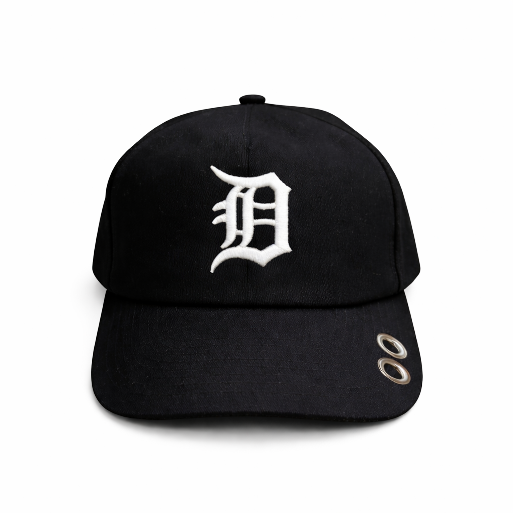 ‘DAMAGED’ HAT BLACK